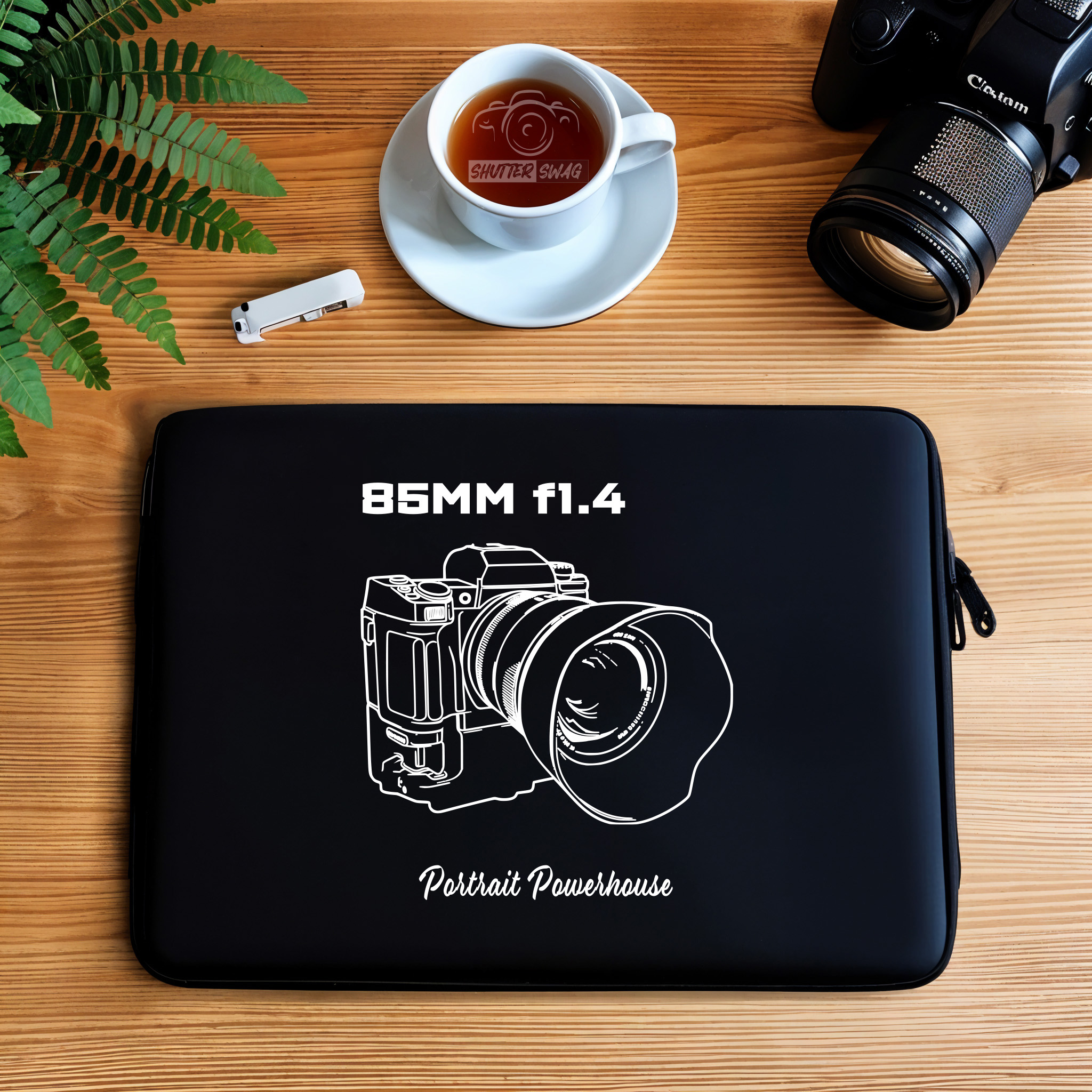 Shutter Swag Designs 85mm f1.4mm Zoom Camera Lens Photographer Laptop Sleeve 15 inches
